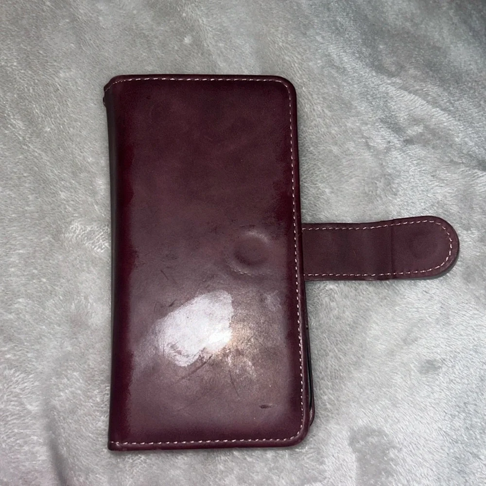 iPhone wallet case